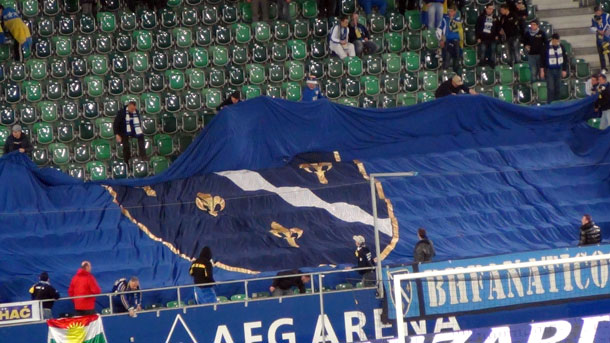 Zmajevi istrčali na teren