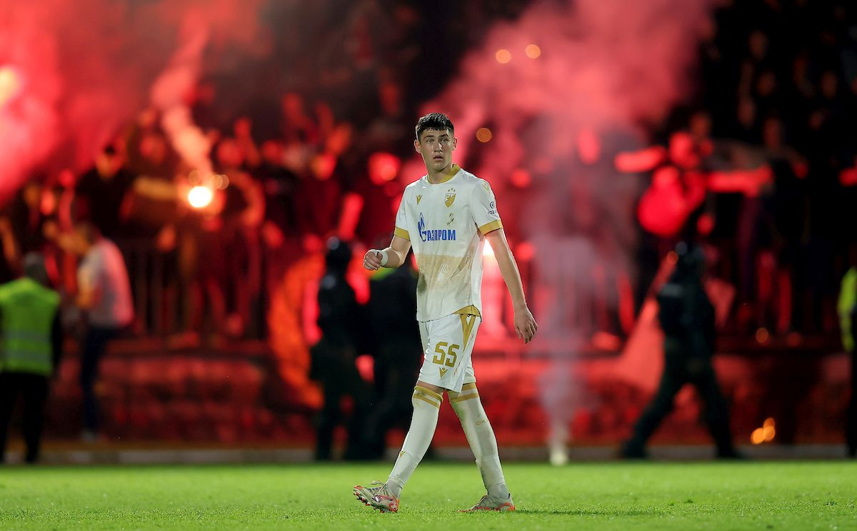Odlazi na jug? Maksimović pred iznenađujućim transferom, navijači Crvene zvezde mu neće oprostiti Odlazi na jug? Maksimović pred iznenađujućim transferom, navijači Crvene zvezde mu neće oprostiti