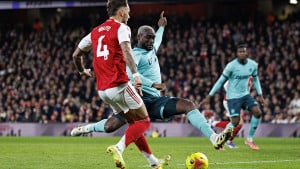 Kakva utakmica na Emiratesu! Arsenal slavio nakon velike drame u sudijskoj nadoknadi i dva autogola