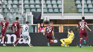 Juventus nije pobijedio u gradskom derbiju i titulu već sad može zaboraviti