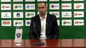 Trener Bosne održao press-konferenciju od tri sekunde