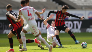 Ajdin Hrustić spasio Eintracht poraza, očekuje nas paklena borba za Ligu prvaka
