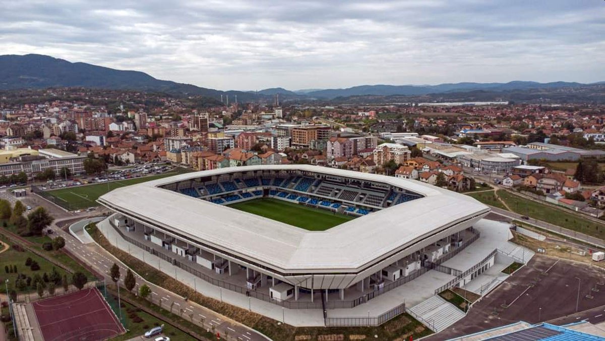 Teška bruka! Novi skandal na stadionu na obali Drine: "Vučićevi stručnjaci bi i nakovanj pokvarili" Teška bruka! Novi skandal na stadionu na obali Drine: "Vučićevi stručnjaci bi i nakovanj pokvarili"