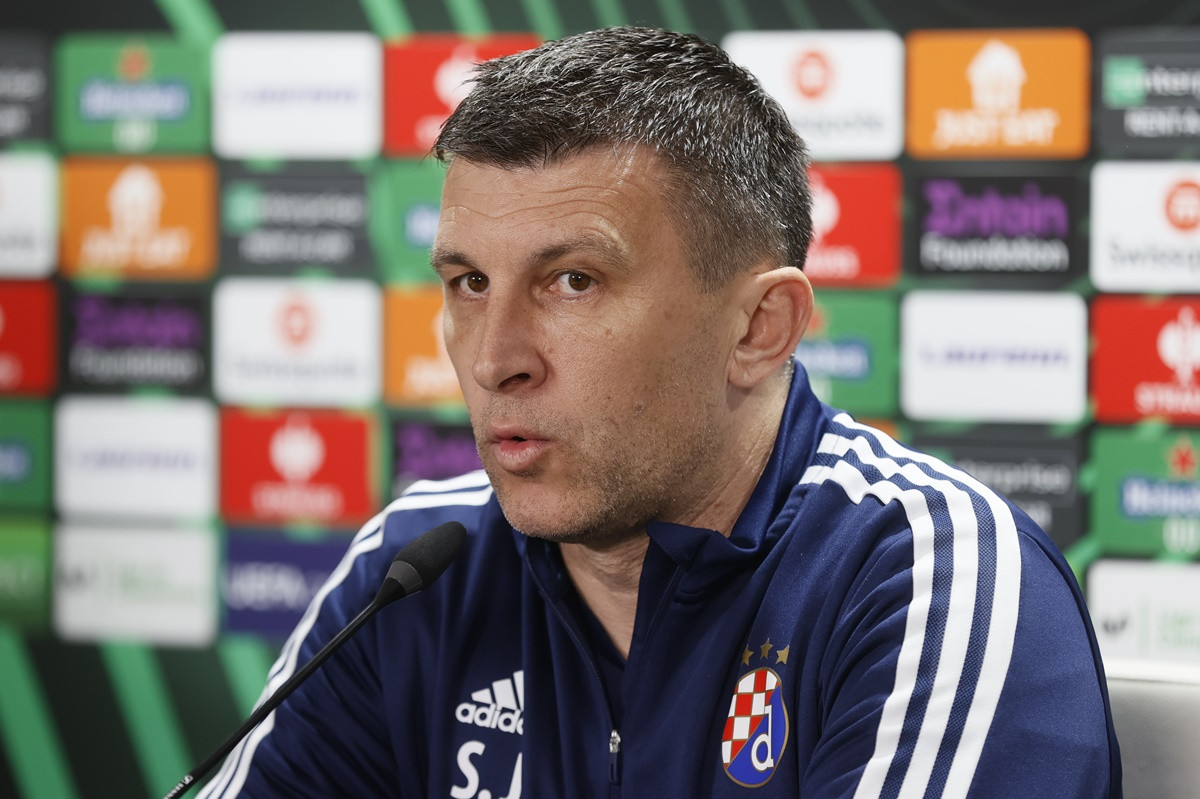 Sergej Jakirović vruće glave nakon velike pobjede GNK Dinamo: "Pošto mi u Hrvatskoj volimo..."