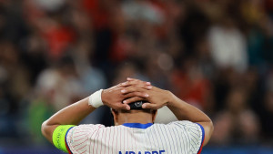 Prošli su u polufinale, ali francuski mediji nakon utakmice su dotukli Kyliana Mbappea