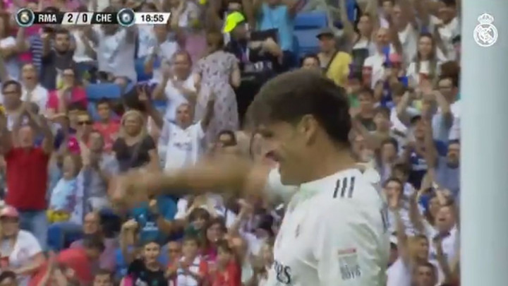 Igraju legende Reala i Chelseaja, a terenom dominiraju Morientes i Raul!