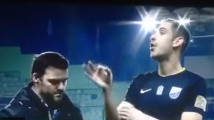 Grčki golman krenuo sam na huligane nakon što su mu vrijeđali majku