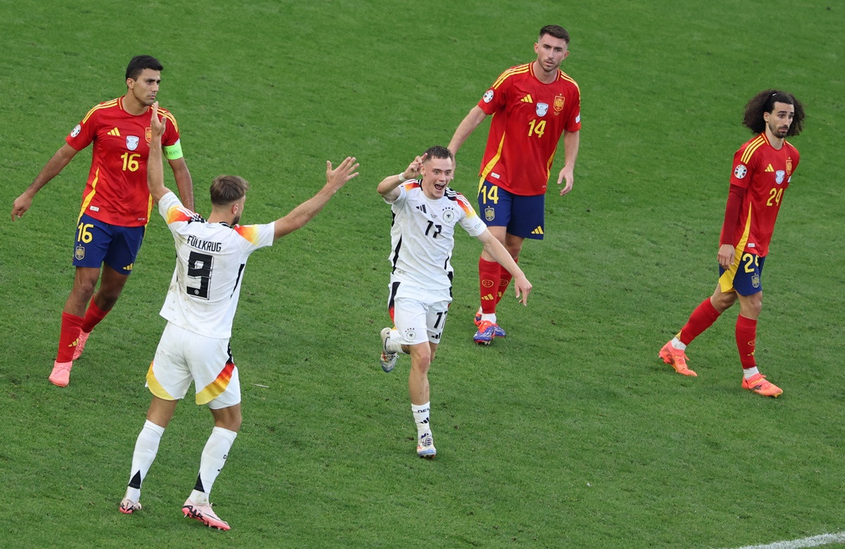 Nijemci kukaju, ali džaba - Ruka jeste, penal nije, stiglo objašnjenje sudijske odluke Nijemci kukaju, ali džaba - Ruka jeste, penal nije, stiglo objašnjenje sudijske odluke