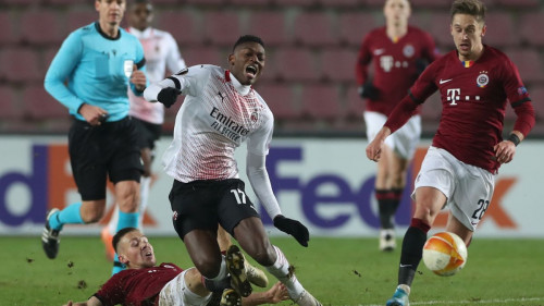 Milan slavio u Pragu i došao do prvog mjesta, Tottenham bolji od Antwerpa