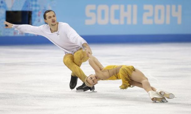 Ruski par vratio zlatnu medalju u Rusiju