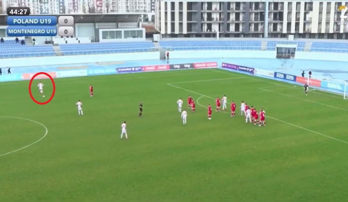 Crnogorci imaju čudo nad čudima! Nestvarno kakav gol dao Vasilije Adžić, reakcija komentatora je sve Crnogorci imaju čudo nad čudima! Nestvarno kakav gol dao Vasilije Adžić, reakcija komentatora je sve