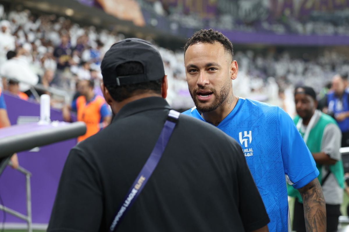 Neymar je Saudijcima za sedam utakmica uzeo nestvarnu cifru, sad su se sjetili da ga otjeraju Neymar je Saudijcima za sedam utakmica uzeo nestvarnu cifru, sad su se sjetili da ga otjeraju
