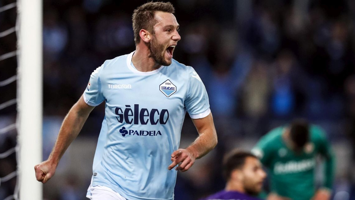 U Italiji je De Vrij i dalje glavna tema, a Inzaghi je očigledno podlegao pritisku U Italiji je De Vrij i dalje glavna tema, a Inzaghi je očigledno podlegao pritisku