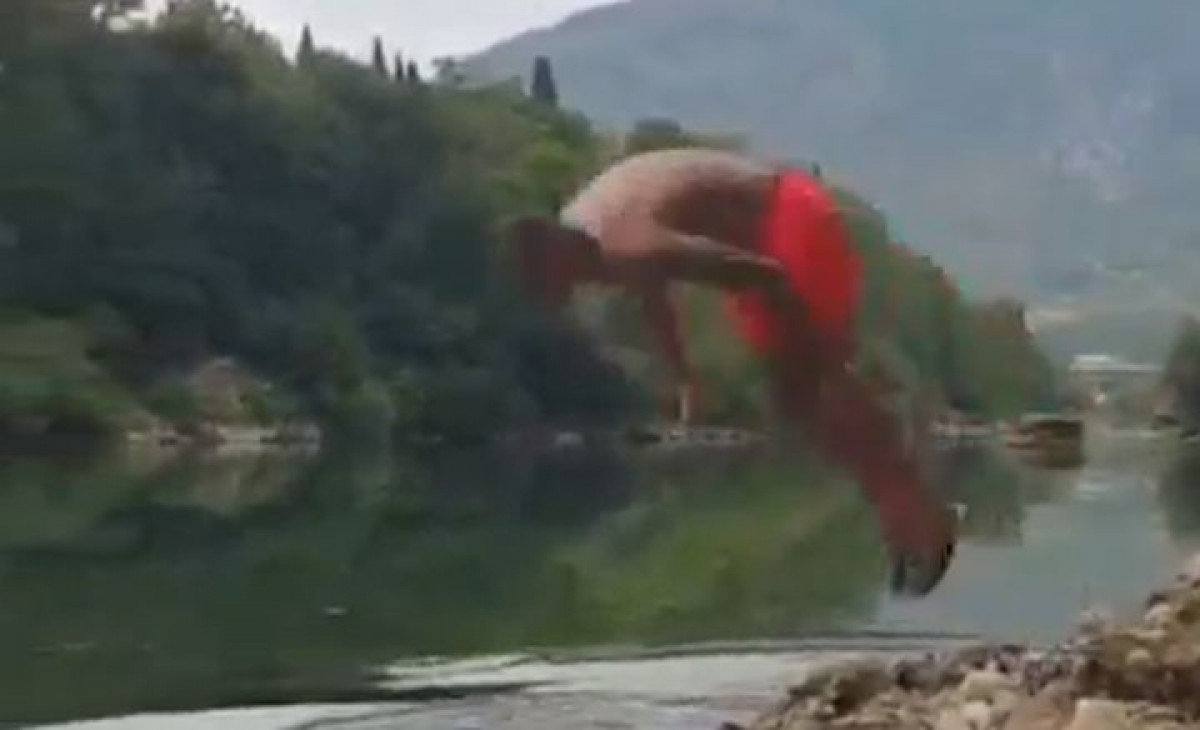 Fejsal Mulić se osvježio u Neretvi, ali se nije proslavio skokom na glavu