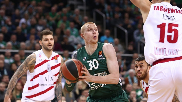 Armani slavio protiv Žalgirisa, Olympiakos deklasirao Valenciu