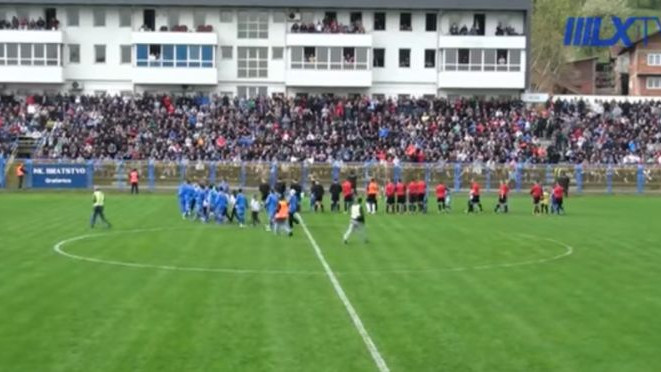 Pune tribine bh.stadiona skandirale 'Ćiro pederu': "Samo su pitali da li ćemo pustiti ili prodati"