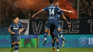 Halkić nakon Bandićevog poziva iz VAR-a poništio gol Želji, ali Plavi ipak sretni idu na poluvrijeme