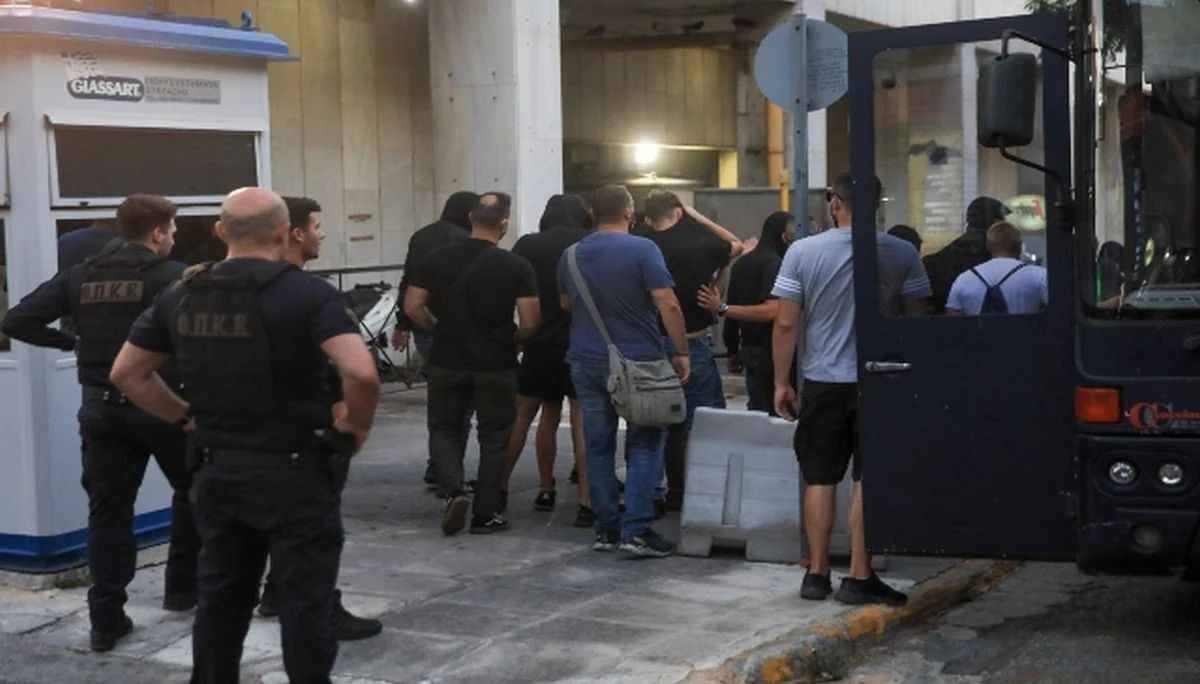 Ko je vođa nereda navijača Dinama u Atini: "Iz Bosne je, pobjegao sa lica mjesta, ali u Grčkoj je"