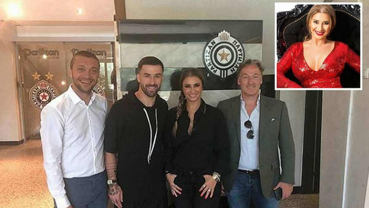 Seksi menadžerica: Kad ona pregovara, klubovi pristaju na sve uslove!