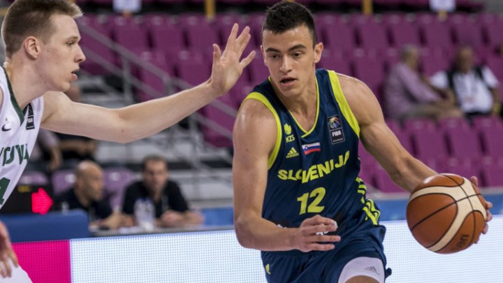 Žan Mark Šiško pred potpisom za Bayern