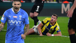 Au! Sprema se i suviše moćan napad velikana: Džeko plus Mitrović i pohod na titulu!
