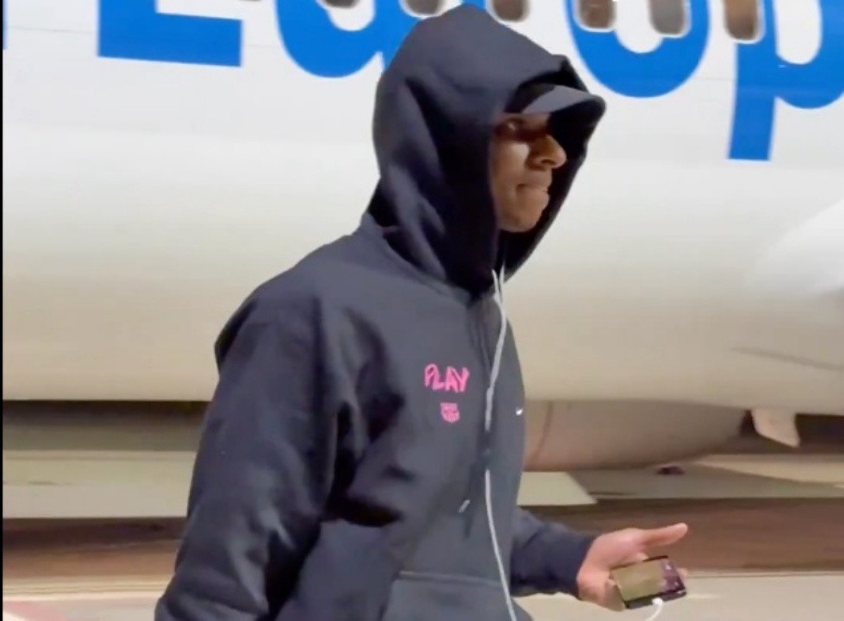 Rashford izašao iz aviona u Madridu, detalj na mobitelu privukao pažnju svih ljudi! Rashford izašao iz aviona u Madridu, detalj na mobitelu privukao pažnju svih ljudi!
