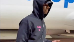 Rashford izašao iz aviona u Madridu, detalj na mobitelu privukao pažnju svih ljudi!