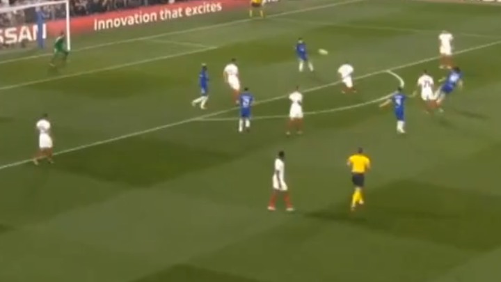 Fantastičan gol na Stamford Bridgeu u režiji Davida Luiza