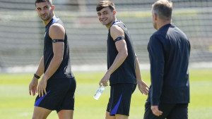 Žestok udarac za Flicka pred meč za titulu: Fudbaler Barcelone sinoć hitno operisan!