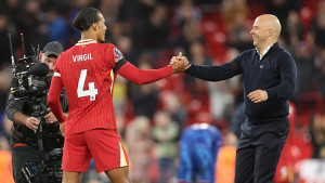 Virgil van Dijk je već bivši, Arne Slot mu je ekspresno pronašao zamjenu i to u Barceloni