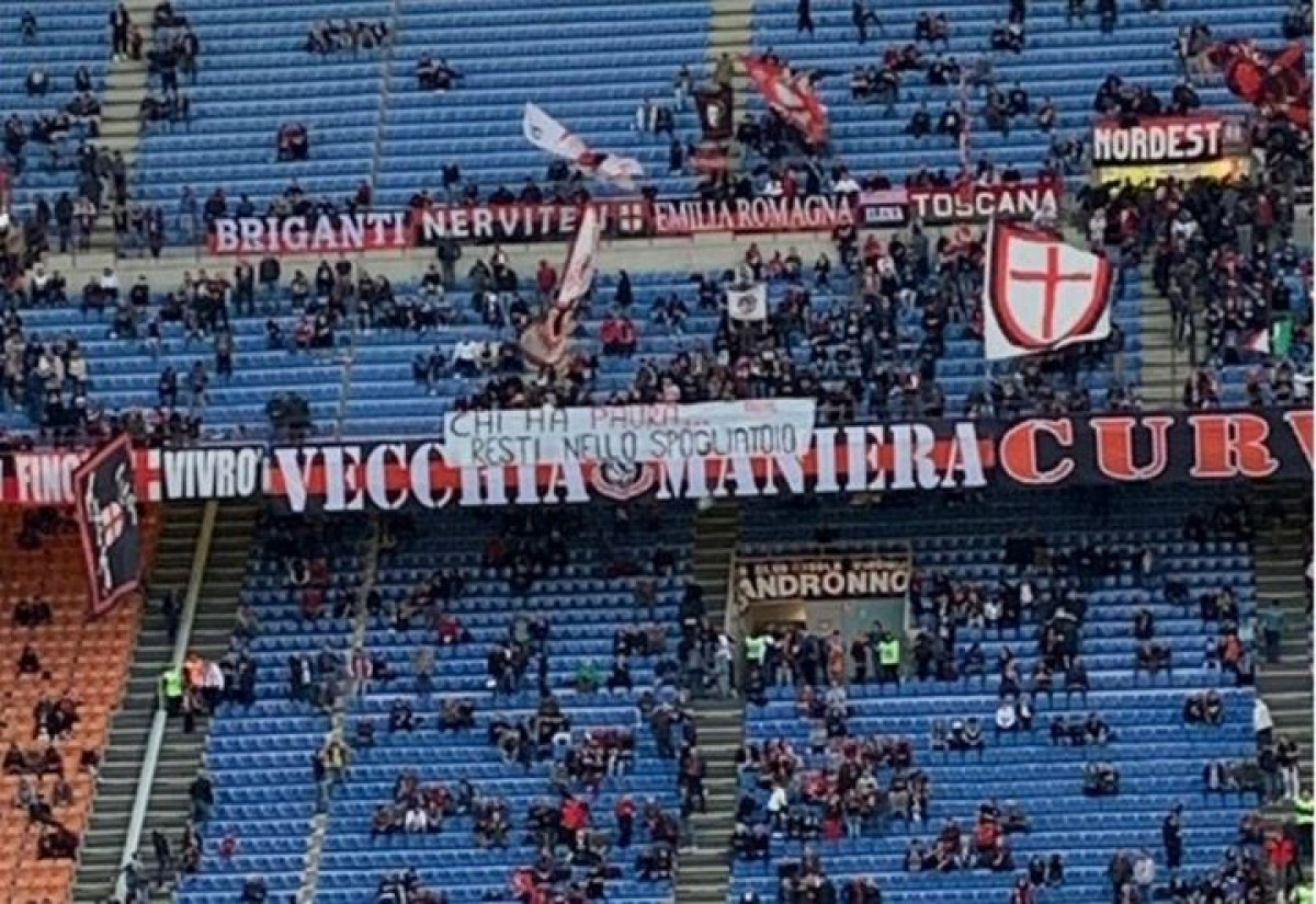 Navijači Milana poslali jasnu poruku igračima prije početka meča: Oni koji se plaše...