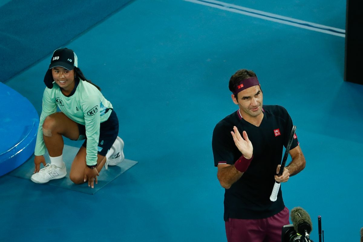 Fotografija Federerove djece kako s tribina gledaju očev meč budi emocije 