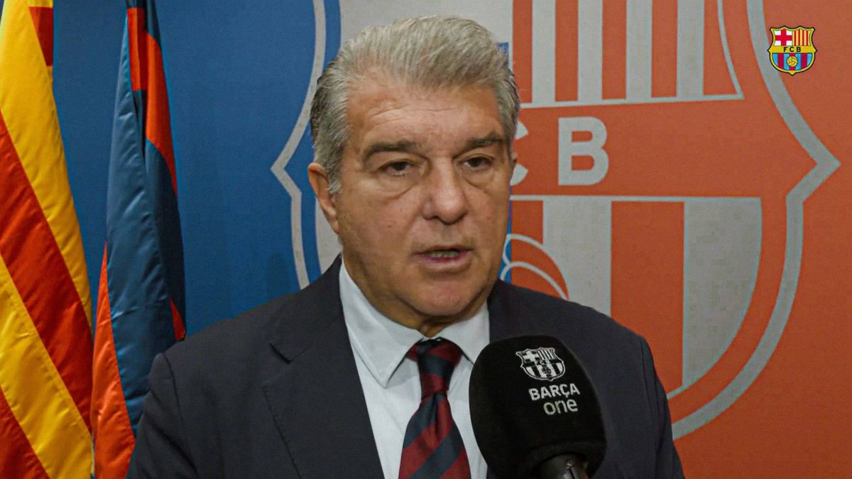 Joan Laporta je večeras morao da obavi najteži poziv u životu: "Znao sam da ja to moram uraditi" Joan Laporta je večeras morao da obavi najteži poziv u životu: "Znao sam da ja to moram uraditi"