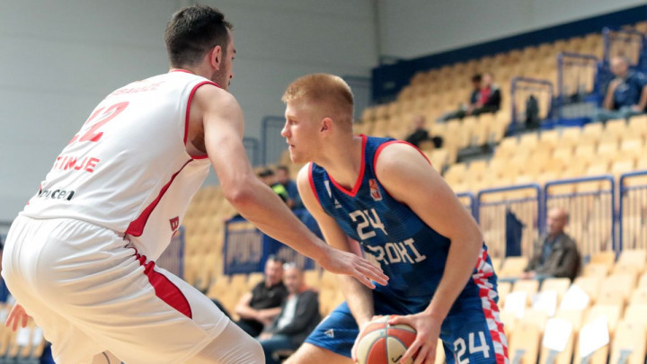 Dario Drežnjak pred potpisom za Zadar