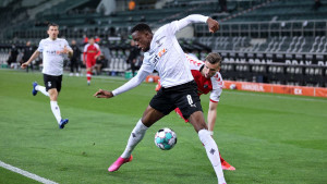 Demirović asistirao, Freiburg poklonio pobjedu Borussiji