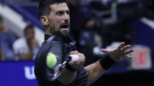 Furiozan start Đokovića na US Openu, pa odmah uzeo mobitel u ruke da se oglasi: "Ovo je prvi put..."