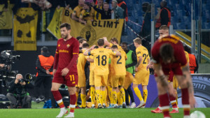 Tanko izdanje Mourinhove Rome, šou na meču Tottenhama