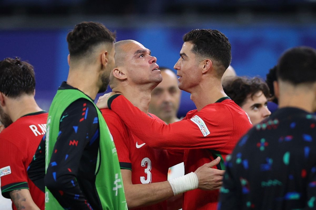 Pepe grcao u suzama: "Neću ponavljati ono što sam rekao Cristianu Ronaldu" Pepe grcao u suzama: "Neću ponavljati ono što sam rekao Cristianu Ronaldu"