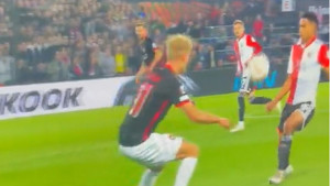 Bezobrazluk fudbalera Feyenoorda nema granicu: Da stvar bude gora pravio se "gluh"