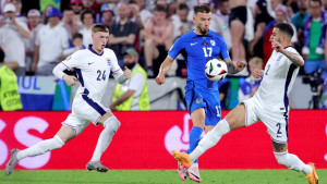 Englezi ponovo razočarali, Slovenci slave prolaz dalje