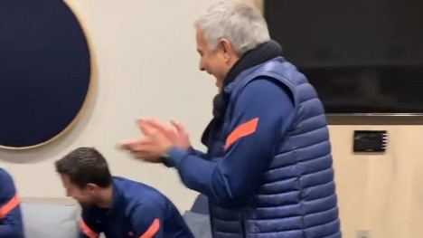 Svi su sjedili mirno dok nije ušao Jose Mourinho