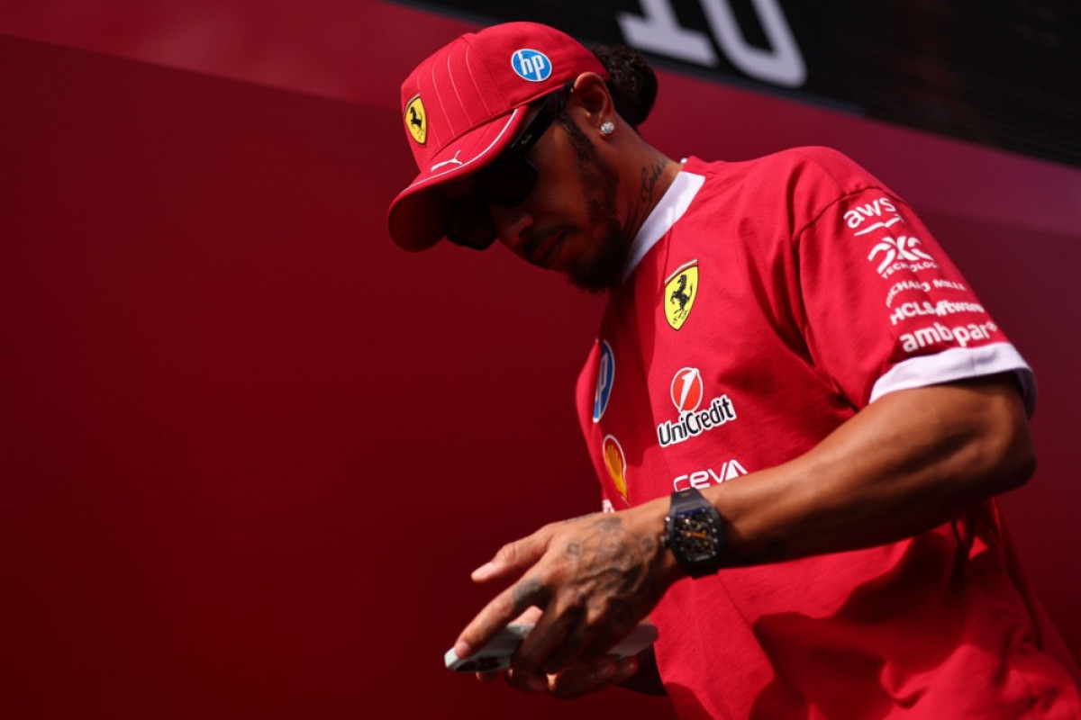 Bivša zaposlenica Aston Martina prokomentarisala nastupe Ferrarija i Hamiltona Bivša zaposlenica Aston Martina prokomentarisala nastupe Ferrarija i Hamiltona