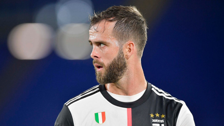 Potpiše li za Barcelonu, Pjanić će biti među rijetkima koji su igrali i sa Messijem i sa Ronaldom