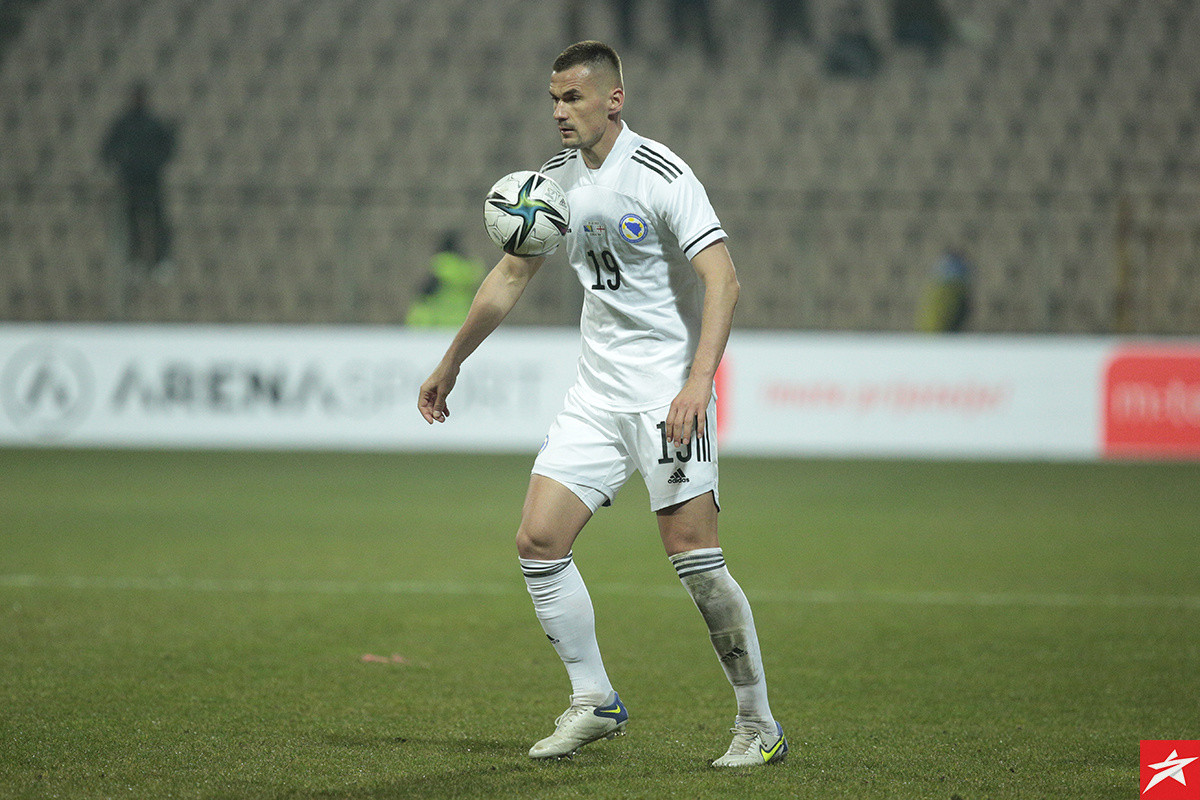 Potpis za rođendan: Adnan Kovačević pronašao novi klub Potpis za rođendan: Adnan Kovačević pronašao novi klub