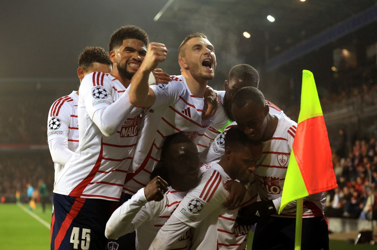 Atletico sa "zvukom sirene" slavio u Parizu, nastavlja se bajka iz Bresta Atletico sa "zvukom sirene" slavio u Parizu, nastavlja se bajka iz Bresta