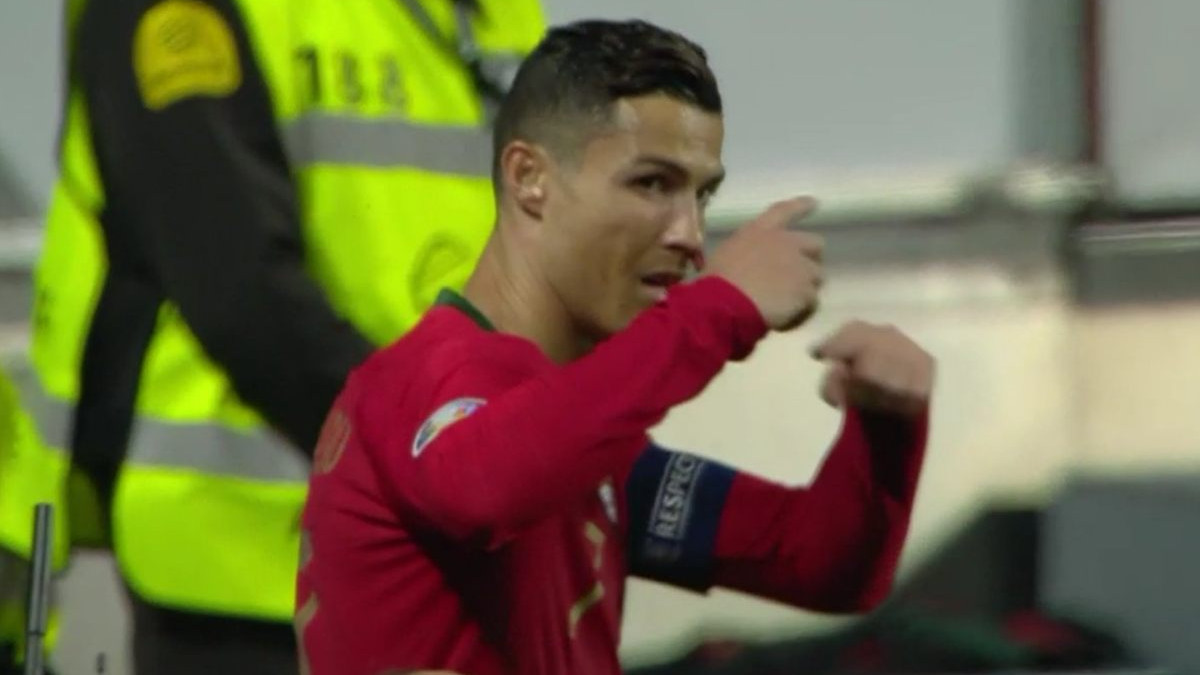 Ovo se baš rijetko dešava: Ronaldo protiv Srbije tražio izmjenu!