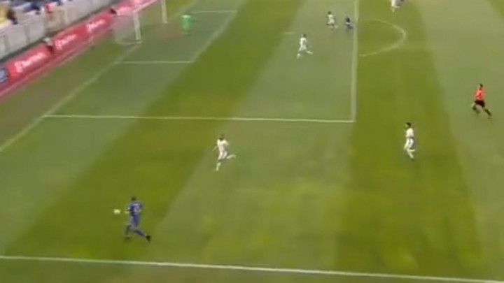 Spektakularan gol u Turskoj: Volej "iz kornera"