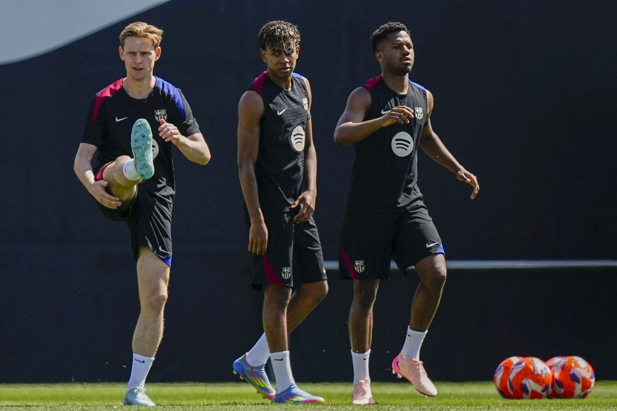 U Barci trljaju ruke: Četvorica igrača napuštaju klub do kraja sedmice, jedan ide u Dinamo Zagreb! U Barci trljaju ruke: Četvorica igrača napuštaju klub do kraja sedmice, jedan ide u Dinamo Zagreb!