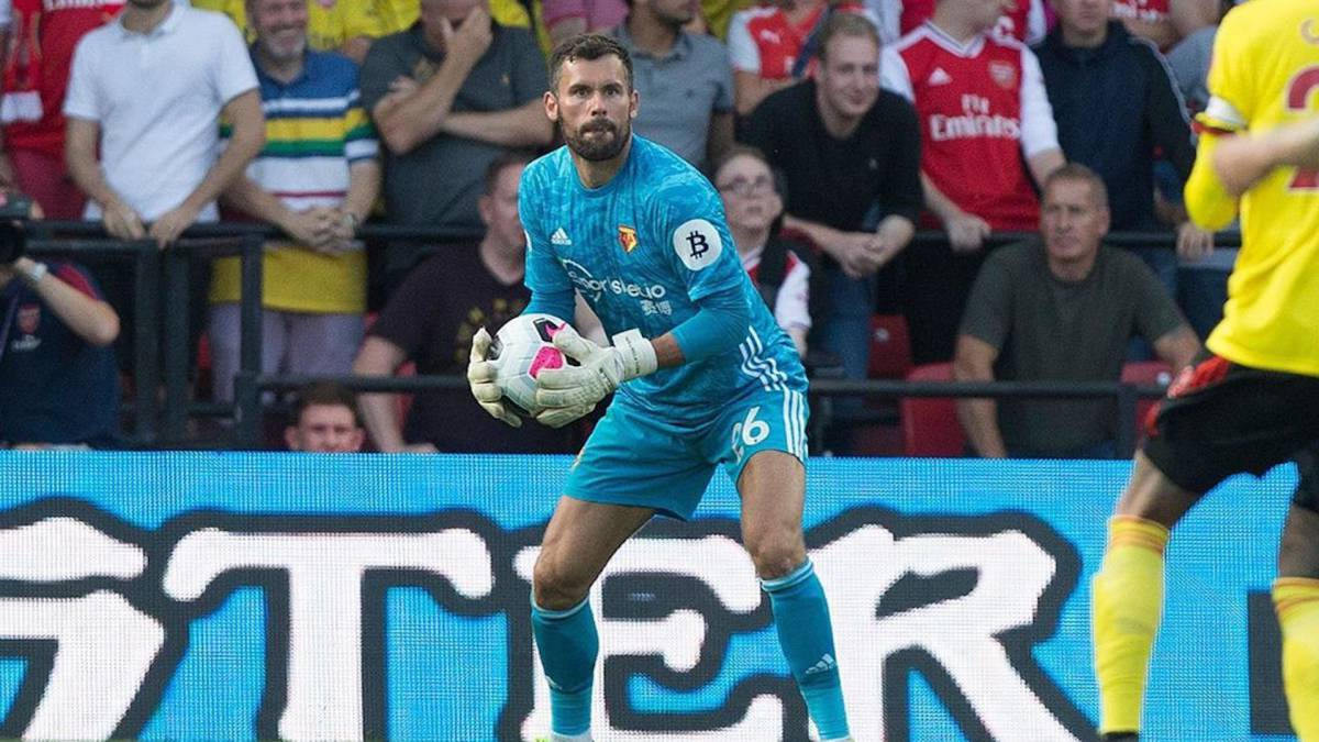 Ben Foster izvukao starca iz bunara i spasio mu život, a sada mu nudi da zajedno provedu Božić Ben Foster izvukao starca iz bunara i spasio mu život, a sada mu nudi da zajedno provedu Božić
