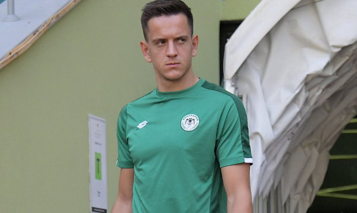 Hadžiahmetović bez milosti na nogu igrača Bešiktaša za direktan crveni karton već u 15. minuti Hadžiahmetović bez milosti na nogu igrača Bešiktaša za direktan crveni karton već u 15. minuti